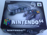 The picture of the Nintendo 64 Clear Black (Japan) bundle