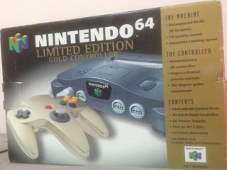 The picture of the Nintendo 64 Limited Edition Gold Controller (United Kingdom) bundle