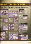 Scan du test de Wayne Gretzky's 3D Hockey '98 paru dans le magazine X64 02, page 4