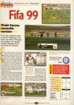 Scan of the review of FIFA 99 published in the magazine Player One 095, page 1