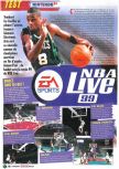 Scan du test de NBA Live 99 paru dans le magazine Le Magazine Officiel Nintendo 11, page 1