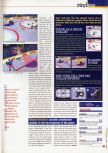 Scan of the review of Wayne Gretzky's 3D Hockey published in the magazine 64 Extreme 2, page 2