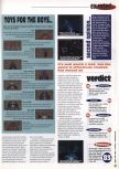 Scan du test de Doom 64 paru dans le magazine 64 Extreme 8, page 2