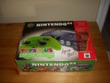 The picture of the Nintendo 64 Extreme Green (United States) bundle