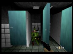Un ennemi caché dans les toilettes (Goldeneye 007)