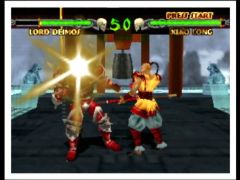 Le kendo de Xiao Long semble efficace sur ce lourdaud de Lord Deimos dans ce combat du jeu Mace the dark age sur Nintendo 64 (Mace: The Dark Age)