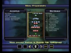 La Juve contre Bordeaux ! Rien n'est gagné d'avance car il faut savoir que Bordeaux a déjà battu la Juve plusieurs fois, étonnant non ? (Michael Owen's World League Soccer 2000)