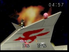 Kirby se bat contre Fox McCloud sur le Great Fox ! Mais comment font-ils pour respirer dans l'espace ? (Super Smash Bros.)