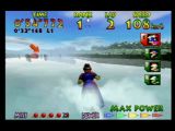 Les petits poteaux de bois de la course Drake Lake du jeu Wave Race 64 sur Nintendo 64 vous feront valser si vous vous les prenez.
