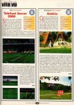 Scan of the review of Michael Owen's World League Soccer 2000 published in the magazine Player One 102, page 1