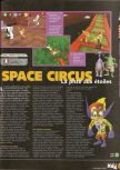 Scan of the review of Starshot: Space Circus Fever published in the magazine X64 12, page 4